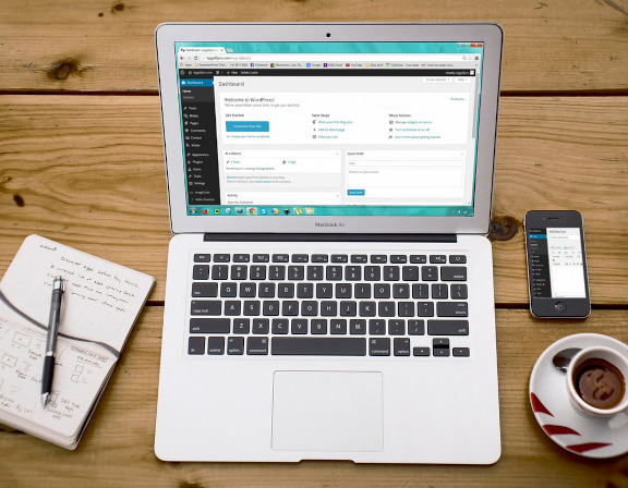 WordPress auf Laptop geöffnet